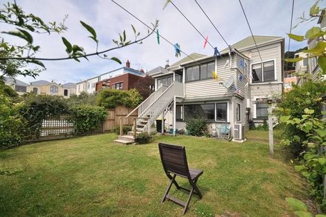 Photo of property in 108a Austin Street, Mount Victoria, Wellington, 6011