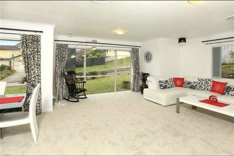 Photo of property in 4 Bibury Avenue, Henderson, Auckland, 0612