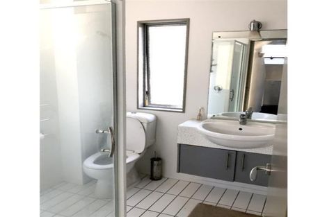 Photo of property in 6e Scotia Place, Auckland Central, Auckland, 1010