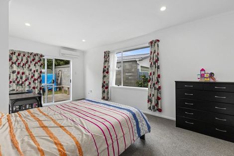 Photo of property in 6 Parkdale Place, Glenview, Hamilton, 3206