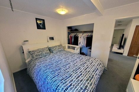 Photo of property in 69 Lynn Road, Bayview, Auckland, 0629