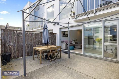 Photo of property in 31 Reynolds Place, Papamoa Beach, Papamoa, 3118