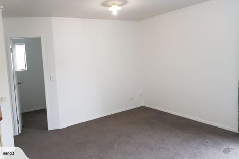 Photo of property in 1/6 Mcdonald Crescent, Mount Wellington, Auckland, 1060