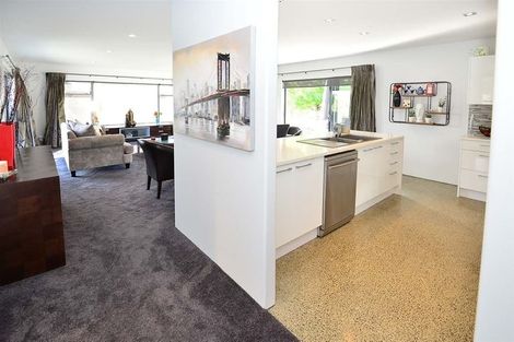 Photo of property in 33 Serene Place, Gulf Harbour, Whangaparaoa, 0930