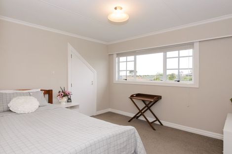 Photo of property in 45 Kentucky Way, Awapuni, Palmerston North, 4412