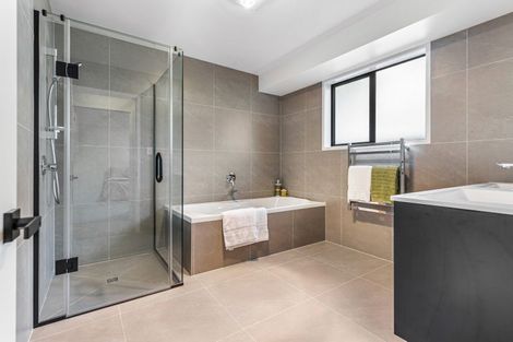 Photo of property in 15 Elliot Street, Riverhead, 0820