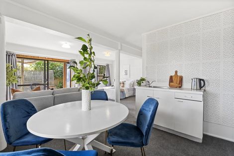 Photo of property in 53a Moffat Road, Red Beach, 0932