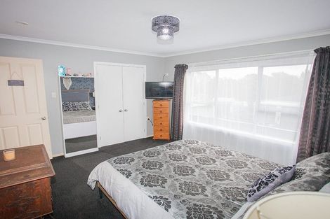 Photo of property in 21 Mace Street, Waitara, 4320