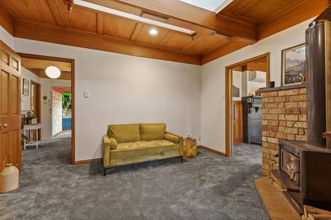 Photo of property in 236 Godley Road, Titirangi, Auckland, 0604