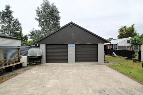 Photo of property in 11 Ross Street, Woodville, 4920