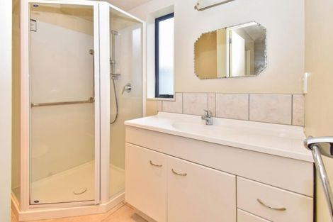 Photo of property in 7a West Street, Papakura, 2110