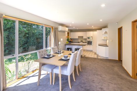 Photo of property in 376a Memorial Avenue, Burnside, Christchurch, 8053