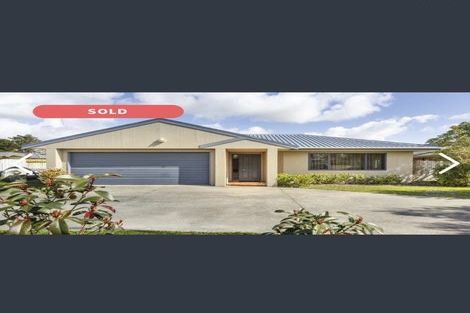 Photo of property in 94 Summerhill Drive, Fitzherbert, Palmerston North, 4410