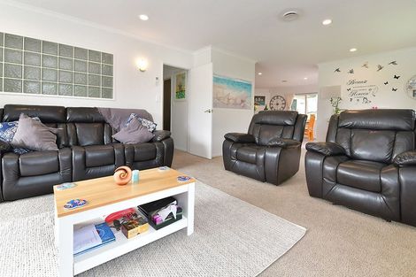 Photo of property in 59 Regency Park Drive, Gulf Harbour, Whangaparaoa, 0930