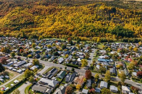 Photo of property in 38 Centennial Avenue, Arrowtown, 9302