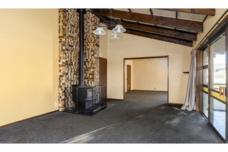 Photo of property in 47 Main Road, Pleasant Point, 7903