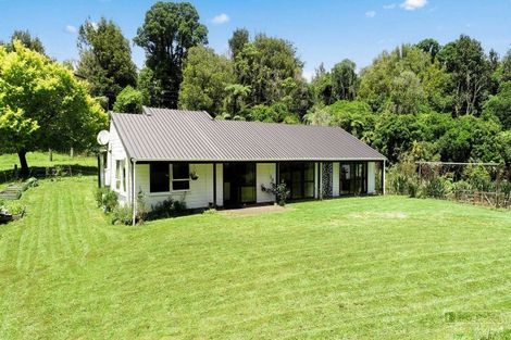 Photo of property in 21a Hamilton Road, Lake Rotoma, Rotorua, 3074