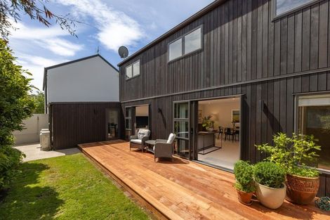 Photo of property in 72 Merivale Lane, Merivale, Christchurch, 8014