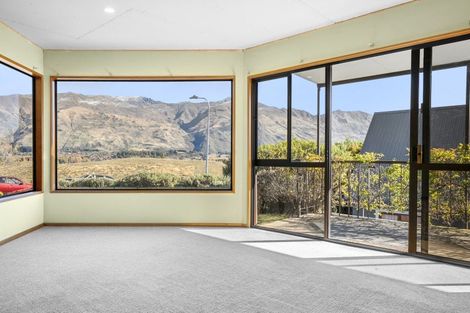 Photo of property in 95 Plantation Road, Wanaka, 9305