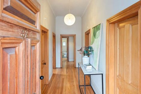 Photo of property in 32 Leitch Street, Somerfield, Christchurch, 8024