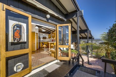 Photo of property in 34 Roslyn Road, Bluff Hill, Napier, 4110