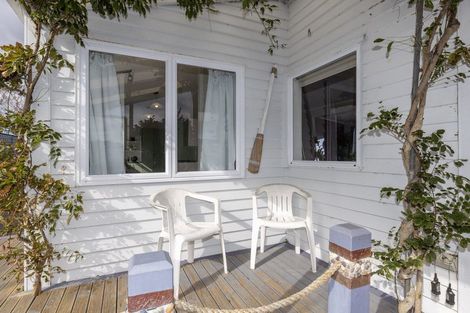 Photo of property in 13 The Crescent, Raumati South, Paraparaumu, 5032