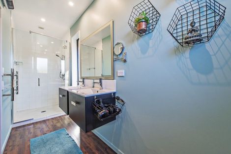 Photo of property in 15 Cameron Crescent, Rolleston, 7614