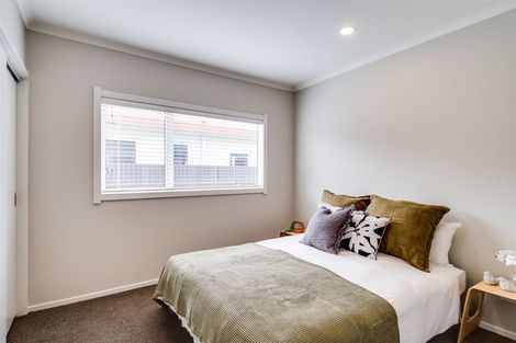 Photo of property in 2 Warwick Crescent, Taradale, Napier, 4112