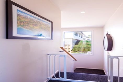 Photo of property in 13a Heta Road, Highlands Park, New Plymouth, 4312