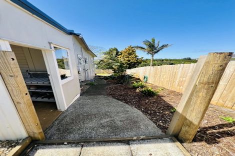 Photo of property in 43 Awatere Street, Clover Park, Auckland, 2023