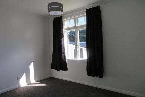 Photo of property in 100 Randwick Road, Moera, Lower Hutt, 5010