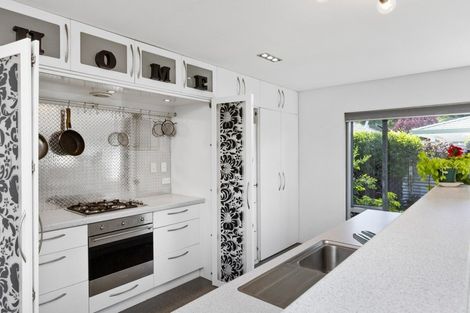 Photo of property in 6 Park Road, Greenmeadows, Napier, 4112