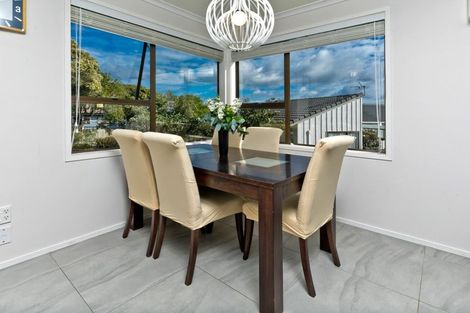 Photo of property in 65 Luckens Road, West Harbour, Auckland, 0618