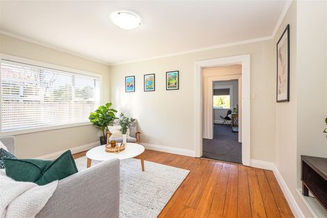 Photo of property in 17 Ensors Road, Opawa, Christchurch, 8023