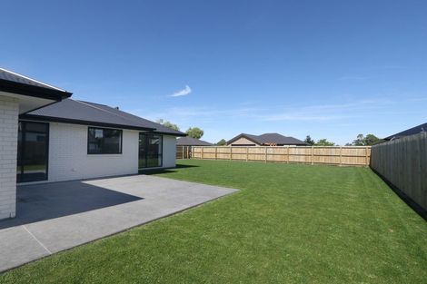 Photo of property in 17 Roxburgh Place, Tinwald, Ashburton, 7700