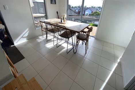 Photo of property in 9 Ripple Grove, Waiuku, 2123