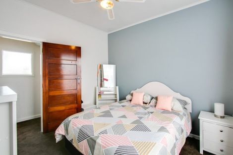 Photo of property in 7 Petane Road, Bay View, Napier, 4104