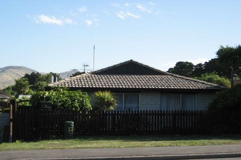 Photo of property in 1/4 Bromley Road, Bromley, Christchurch, 8062