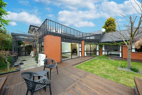 Photo of property in 35 Corfe Street, Ilam, Christchurch, 8041