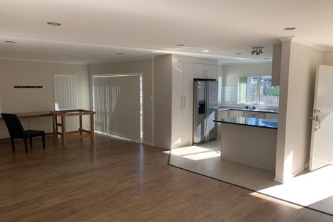 Photo of property in 37a Great South Road, Papakura, 2110