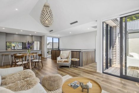 Photo of property in 106b Cannington Road, Maori Hill, Dunedin, 9010