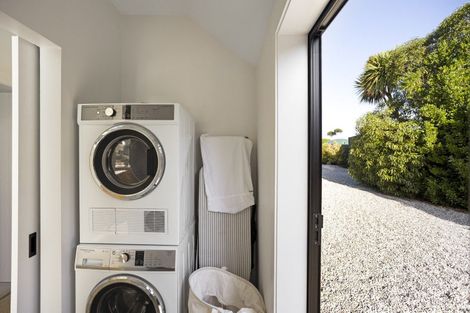 Photo of property in 1371b Taieri Mouth Road, Taieri Mouth, 9091