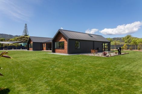 Photo of property in 5 Bressay Way, Waikanae, 5036