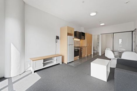 Photo of property in Twin Towers, 604/17 Putney Way, Manukau, Auckland, 2104