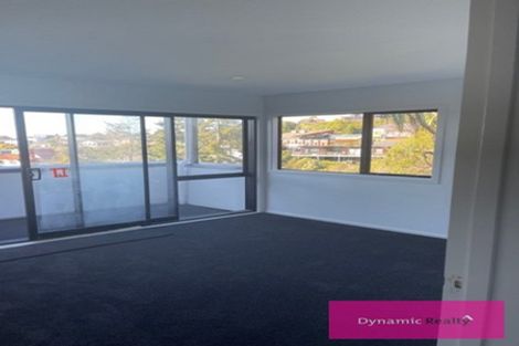 Photo of property in 139 Mount Pleasant Road, Mount Pleasant, Christchurch, 8081
