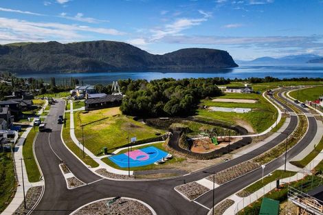 Photo of property in 42 Okaia Drive, Kinloch, Taupo, 3377