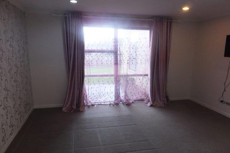 Photo of property in 19 Piwakawaka Court, Rototuna North, Hamilton, 3210