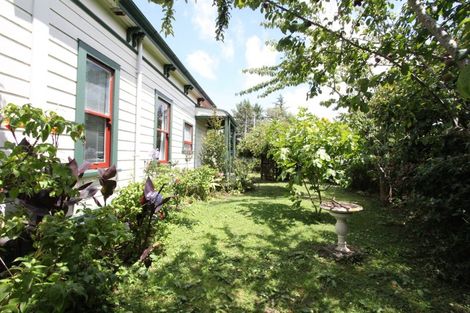 Photo of property in 2 Cambridge Street, Pahiatua, 4910