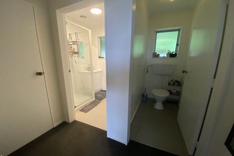 Photo of property in 15 Walnut Way, Maungaraki, Lower Hutt, 5010