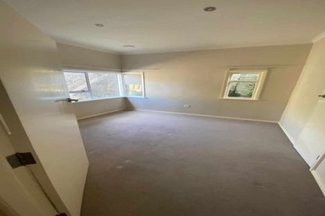 Photo of property in 22 Hampton Hill Road, Tawa, Wellington, 5028